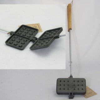 old waffle iron in Small Appliances