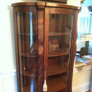 Antique Curved glass oak curio cabinet With 4 wood shelves Local Pick 