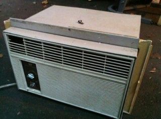 White Westingh​ouse Air Conditioner A/C Window Unit   5100 BTU