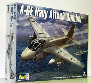 48 A 6E US NAVY INTRUDER ATTACK BOMBER   REVELL #5626