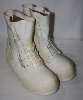 USGI Army White Extreme Artic Winter Gear Mickey Mouse Bunny Boots w 
