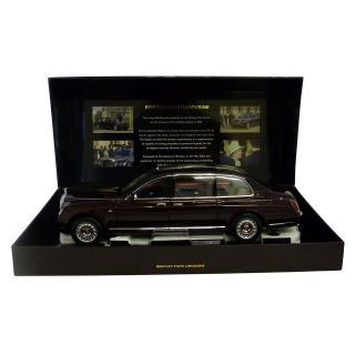 NEW BOXED 118 DIECAST MODEL   BENTLEY STATE LIMOUSINE   THE QUEENS 