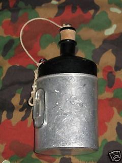 FLASK   SCHNAPPS   SWISS ARMY COMES WITH CUP AND CORK STOPPER VG USED 