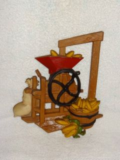 HOMCO Metal Corn Meal Grinder Wall Decor  1978  Made in USA