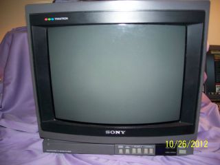 Sony Trinitron Television   Model KV 1380R