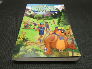 CUB SCOUT HAND BOOK ( BEAR ) NEW