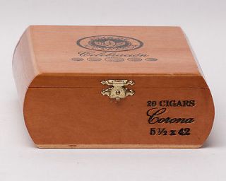 Cigar Box empty Joya De Nicaragua Celebracion 5.5 x 6 inches Corona 4 