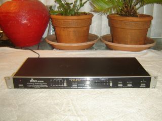 DBX 228 Dynamic Range Expander Type II Tape Noise Reduction System 