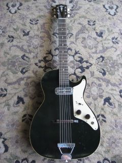 Circa 1960s Alden Stratotone electric guitar vintage Silvertone 