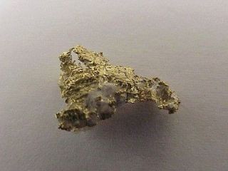 CRYSTALLINE GOLD NUGGET IN QUARTZ SPECIMEN 1.2 GR GRAM (FFF)