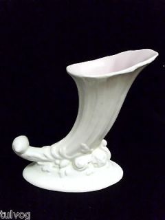Vintage Red Wing Rumrill Pottery Ivory & Pink Cornucopia Vase Signed 7 