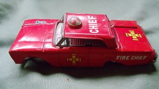 1950s Ford Tin friction Fire Chief car made by Linemar Co. in Japan w 