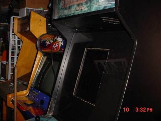   1945 ARCADE CABINET WITH 60 CLASSIC GAMES PACMAN, DONKEY KONG, GALAGA