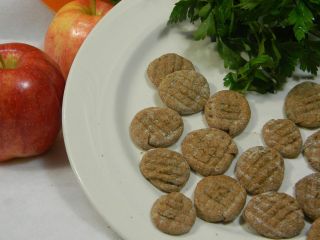   Apple Cinnamon Rounds Dog Treats 2oz A Healthy Snack For Your Pet