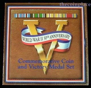 1993 WORLD WAR 2 HALF DOLLAR COMMEM COIN AND MEDAL SET