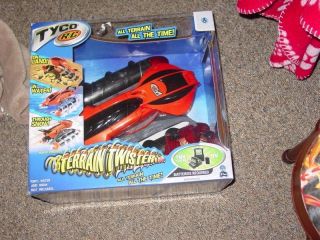 New Tyco Mattel R/C Remote Control Red TERRAIN TWISTER  Water  Snow 