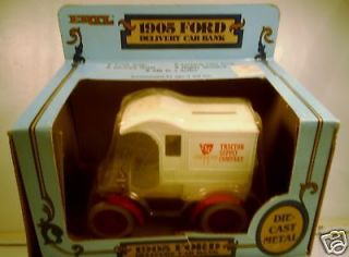 ERTL 1905 FORD MODEL T TSC TRACTOR SUPPLY CO. CAR BANK