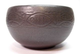   Kakinuma Studio Pottery Fish Decorated Bowl   Harlander, B.C. Canada