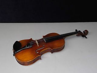 Amatis Fine Instruments Model 100 Violin, bow and case 4/4 Size