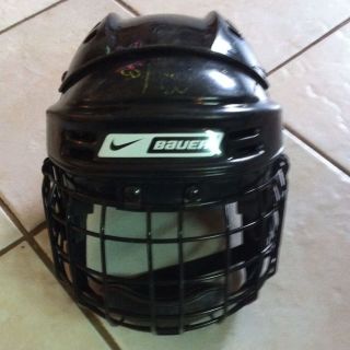 nike hockey helmet in Helmets