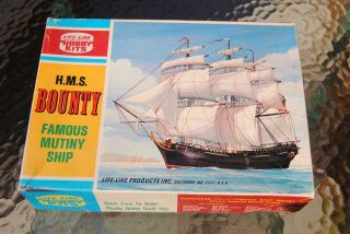   Life Like (Pyro) HMS Bounty Famous Mutiny Model Ship Kit 1965 Unbuilt