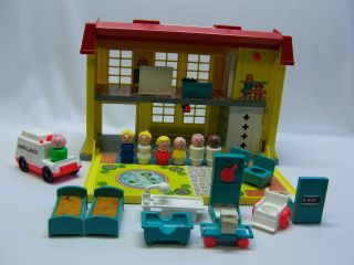 vintage fisher price little people hospital #931 complete 1976 x ray 