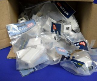 WELTRON 44 742 8C WH CAT 5E INLINE COUPLER LOT OF 25 NEW IN BAG