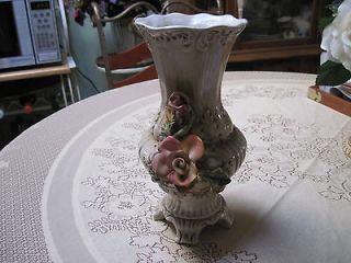 vintage capodimonte vase in Capodimonte