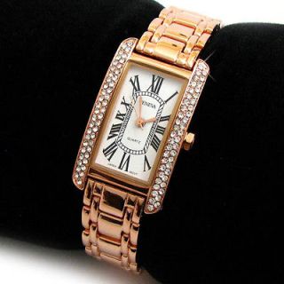 rose gold watch in Jewelry & Watches