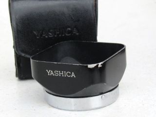 Genuine Yashica Lens Hood for Bayonet 1   Yashica 635, 124G, D etc