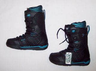 New Ride Donna Womens Snowboard Boots Black w/ Intuition Liner