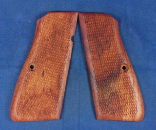NEW WOOD CHECKERED GRIPS FOR BROWNING HI POWER HIGH POWER