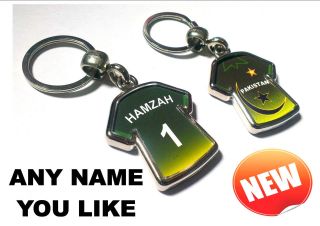 NEW METAL PLATED PAKISTAN 2011 WORLD CUP CRICKET SHIRT KEYRING   HAVE 