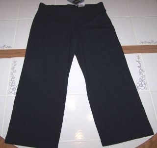 NWT New Danskin Crop Capri Pants Capris Yoga Black AS S