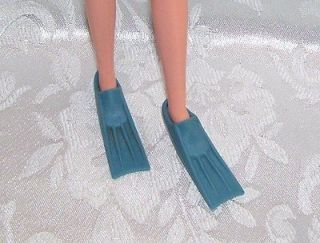 VINTAGE Barbie~FITS FRANCIE AND SKIPPER SWIM FINS 1960S SEMI SQUISHY