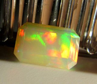   ct EYE POPPING Gem Bright Top Gemstone Ethiopian Welo Crystal Opal EC