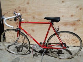 Vintage Japanese SCHWINN LE TOUR II Road/Racing Bike