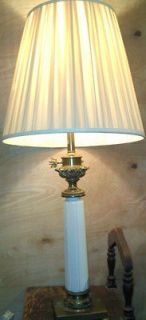 STIFFEL BRASS / PORCELAIN TABLE BEDSIDE LAMP / LIGHT