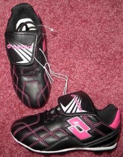   NEW GIRLS SOCCER CLEATS LOTTO BLACK PINK SOCCER CLEATS YOUTH SIZE 4
