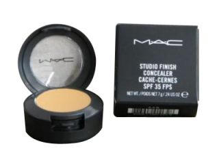   Finish Concealer SPF 35 NC15 NEW in the BOX Authentic MAC cosmetics
