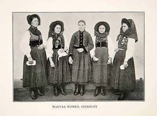   Print Hungarian Magyarok Women Szekely Hungary Traditional Folk Dress