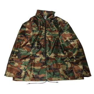 Adults Waterproof & Windproof Camouflage Jacket with Hood. Mens Green 
