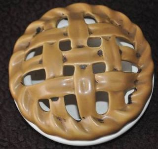 EUC THE WHITE BARN Candle COMPANY PIE SHAPED PATTERNED TART HOLDER