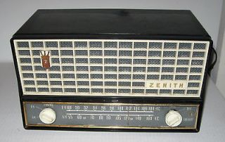 zenith am radio in Collectibles