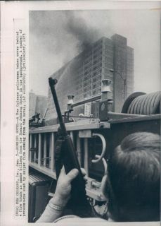 1973 New Orleans Burning Hotel Howard Johnson Sniper Police Gun Press 