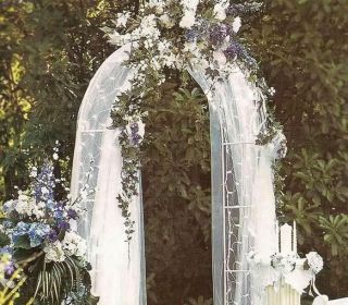 DECORATIVE ARCH for Weddings or Prom with 200 lights