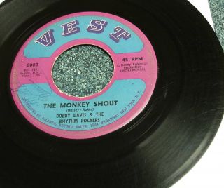 BOBBY DAVIS & Rhythm Rockers 1964 Vest 45 MONKEY SHOUT