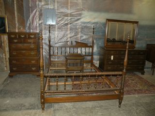 PENNSYLVANIA HOUSE CHERRY FULL/QUEEN 4 POSTER SPINDLE BEDROOM SET