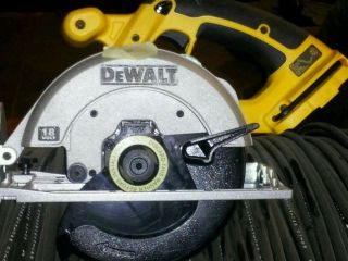 dewalt 18v circular saw in Home & Garden