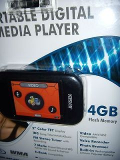  SMPV 4GBEB Portable 4GB  Player FM Radio Digital Voice Recorder